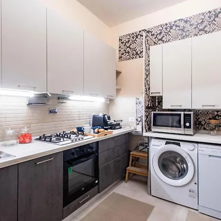 Smart & Luxury Colosseo Apartman